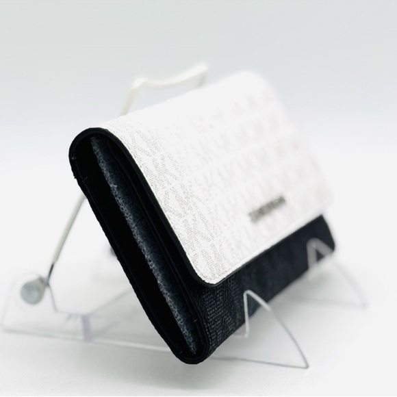 Michael Kors Jet Set Large Signature Logo TriFold Wallet Optic White Multi - Picture 4 of 10